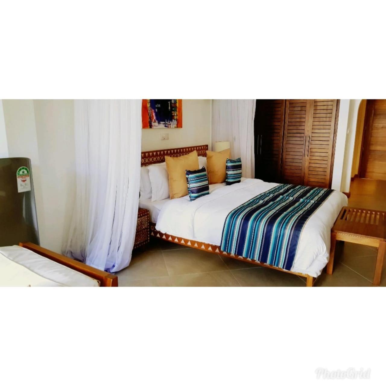 Mbili Kuwili Studio Suites Playa de Diani Exterior foto