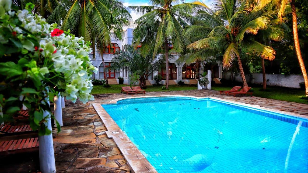 Mbili Kuwili Studio Suites Playa de Diani Exterior foto
